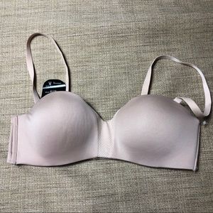 Maidenform wireless 36B (5 way bra)